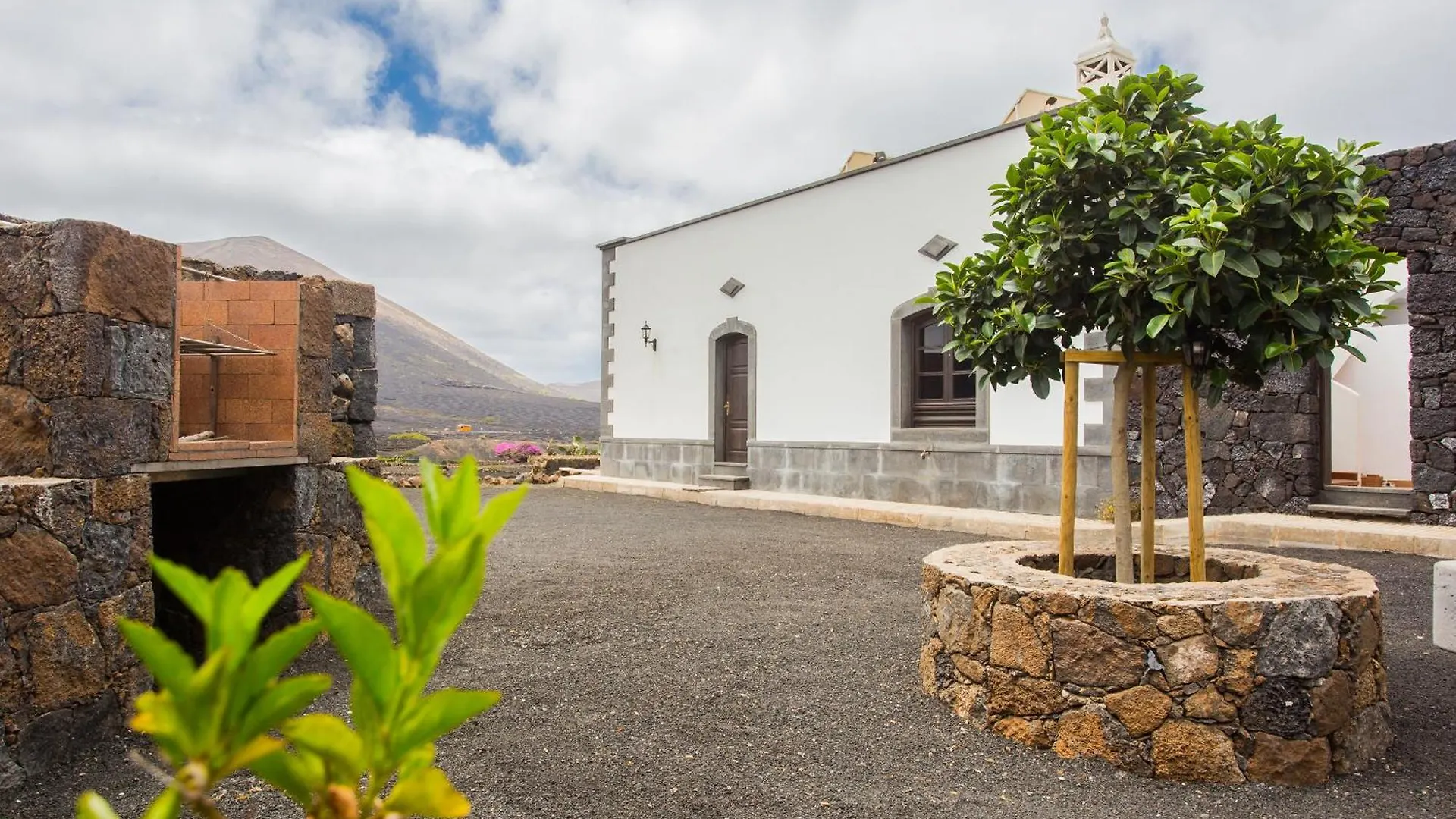 Holiday home Finca De La Geria Yaiza  Spain